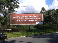 Seis famlias mandam nos jornais, rdios e televiso no Brasil. A democracia aguenta?